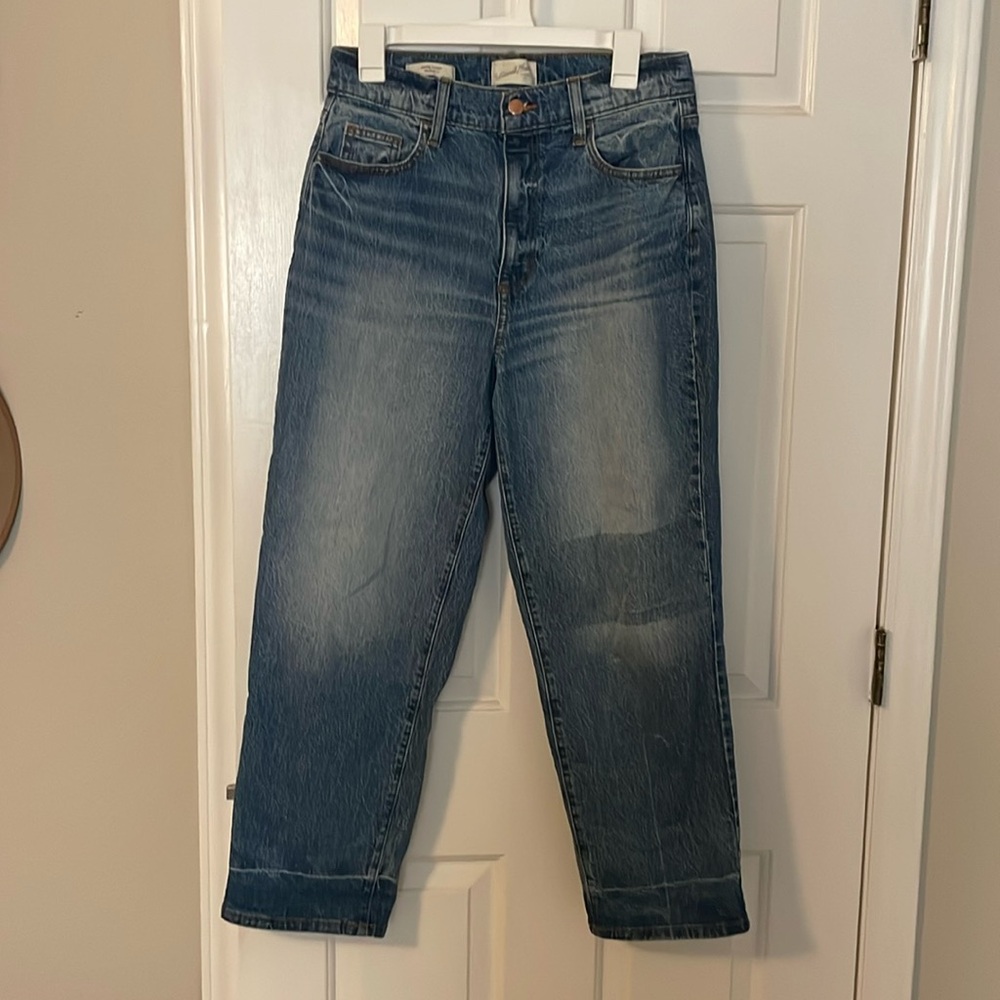 Universal thread straight Jean size 8